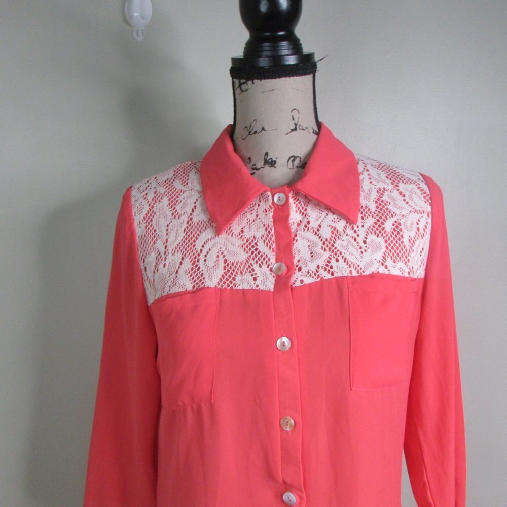 Nurture Blouse M Coral Button Up 3/4 Sleeve - Picture 4 of 11